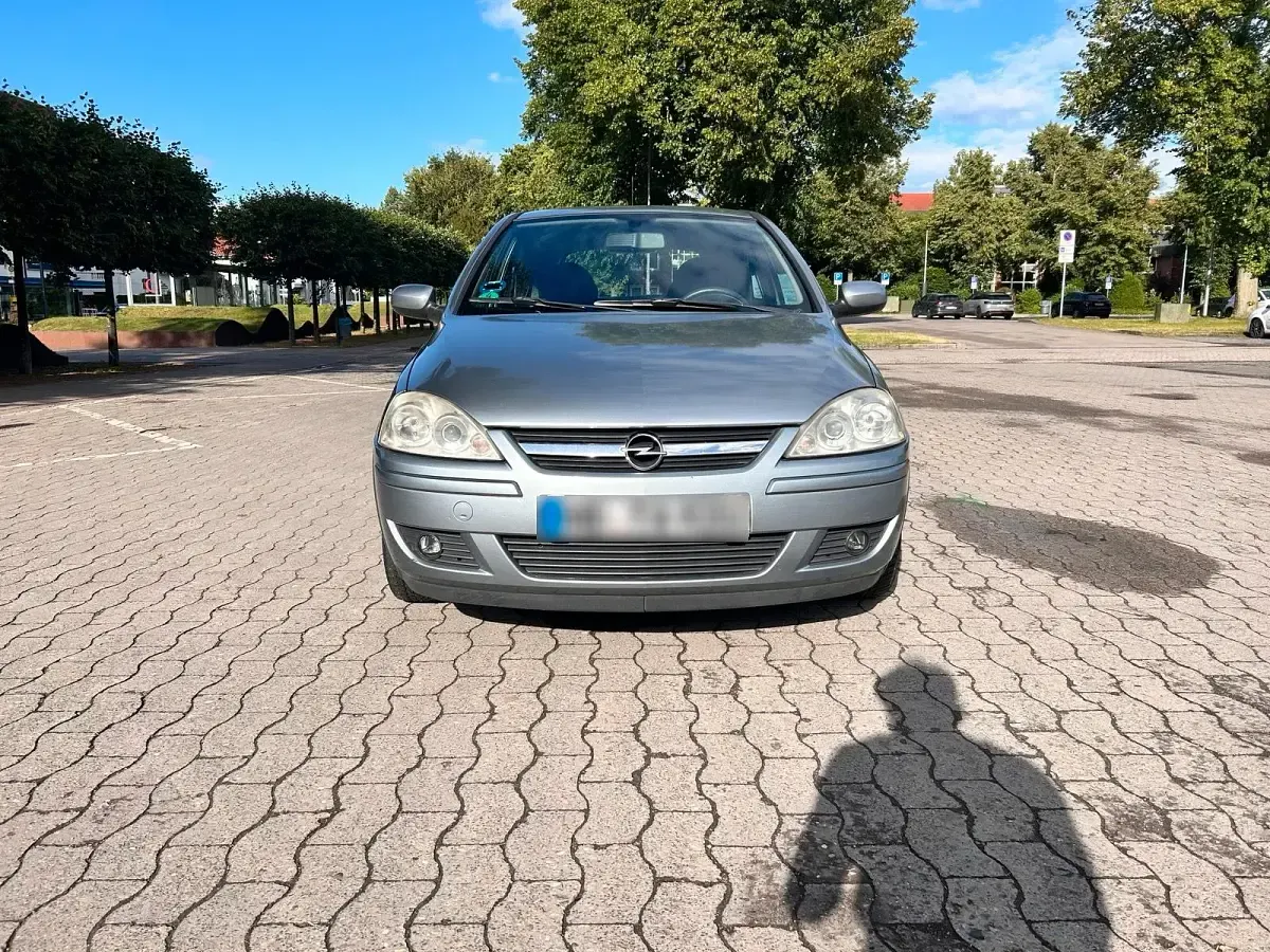 Gebraucht Opel Corsa 80 PS (58 kW) 2005 Grau Kleinwagen