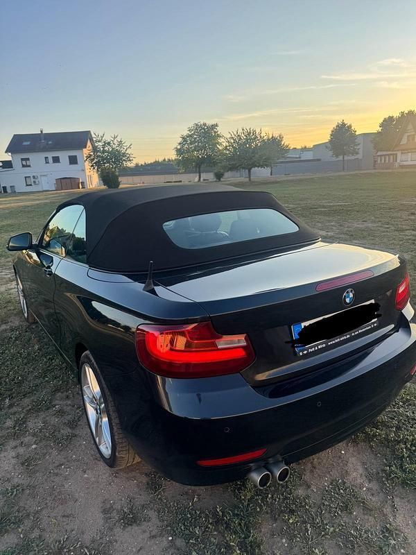 Schwarz Gebraucht 2015 BMW 220 Cabrio | 13.500 € (Guter Preis) - Bild 1/4