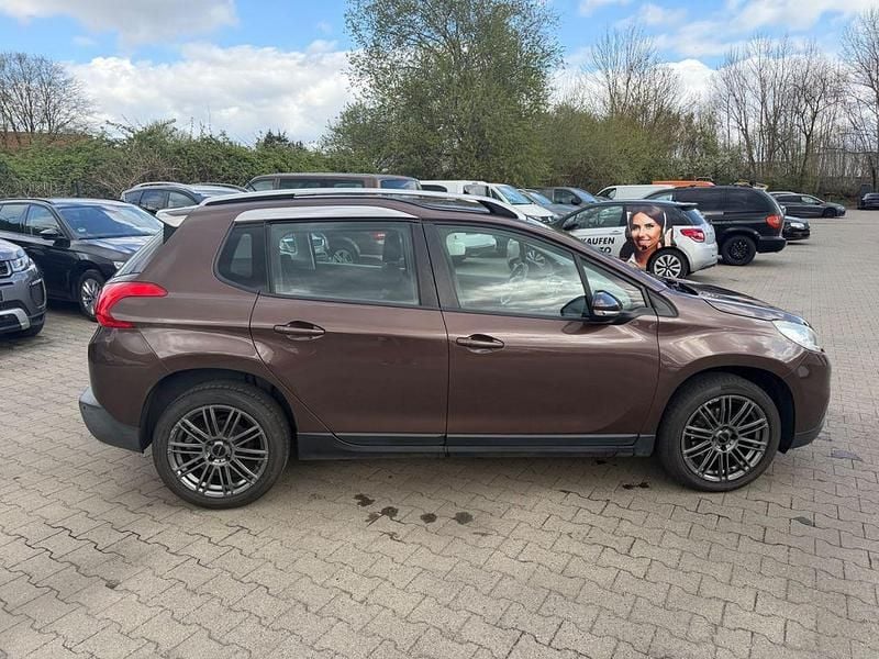 Gebraucht Peugeot 2008 Active 120 PS (88 kW) 2015 Braun SUV