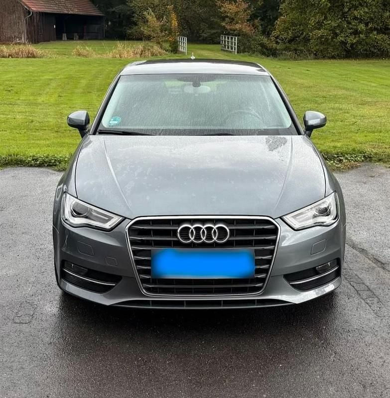 Gebraucht Audi A3 120 PS (88 kW) 2013 Grau Kleinwagen
