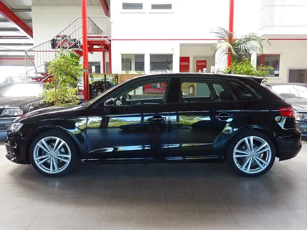 Occasion Audi A3 Sport 150 ch (110 kW) 2019 Noir Berline