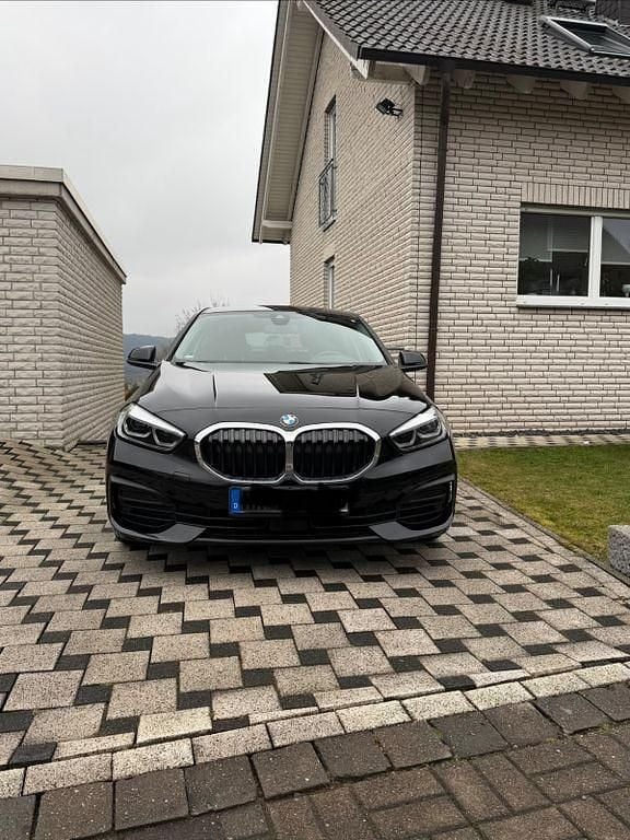 Gebraucht BMW 118 136 PS (100 kW) 2021 Schwarz Kleinwagen