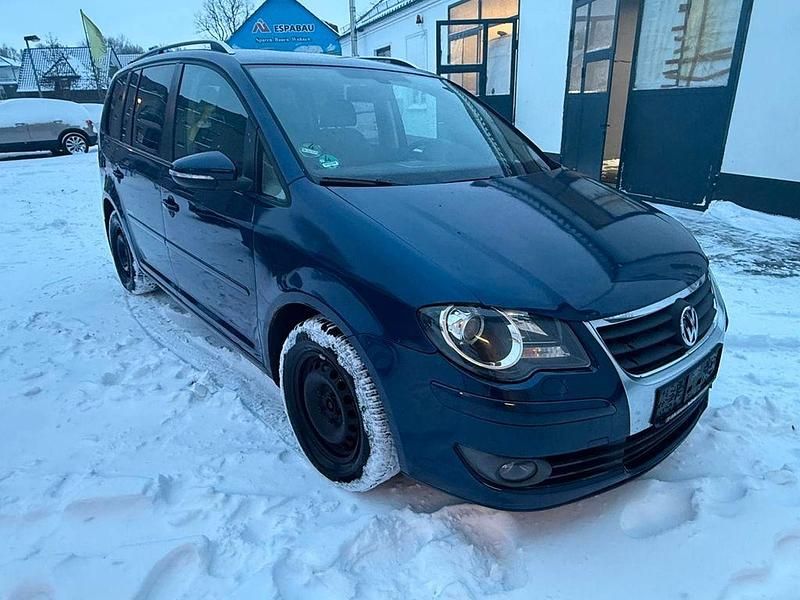 Blau Gebraucht 2009 VW Touran Freestyle Van / Kleinbus | 1.950 € (Superpreis) - Bild 1/4
