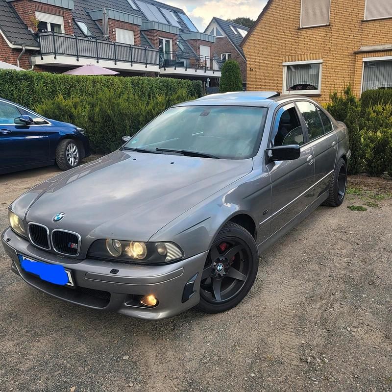 Andere farben Gebraucht 2003 BMW 530 Limousine | 3.350 € (Superpreis) - Bild 1/4