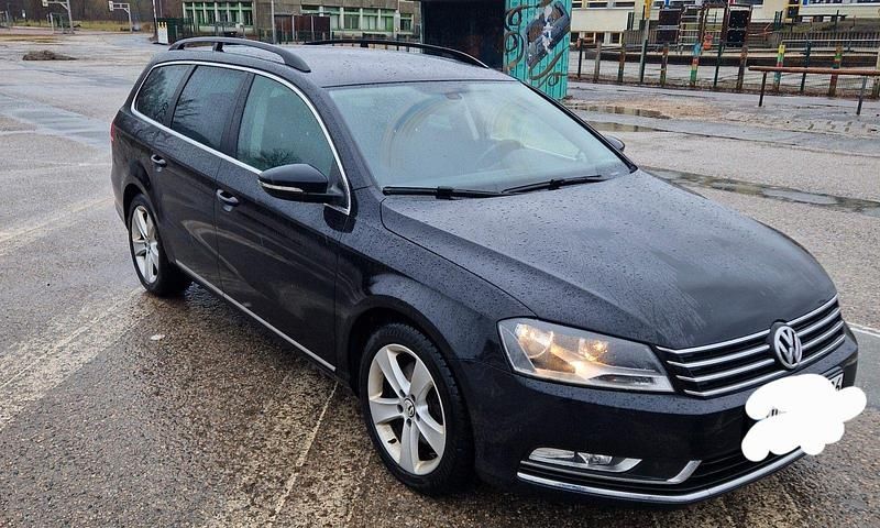 Gebraucht VW Passat Edition 140 PS (102 kW) 2014 Schwarz Kombi