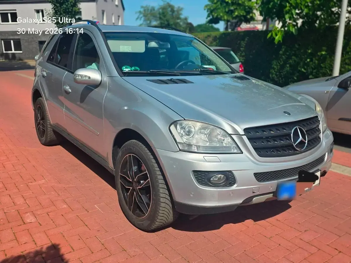 Gebraucht Mercedes ML320 224 PS (164 kW) 2007 Silber SUV