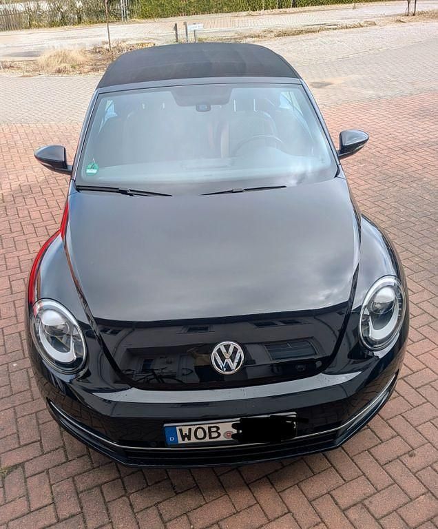 Gebraucht VW Beetle Cabriolet Allstar 105 PS (77 kW) 2016 Schwarz Cabrio
