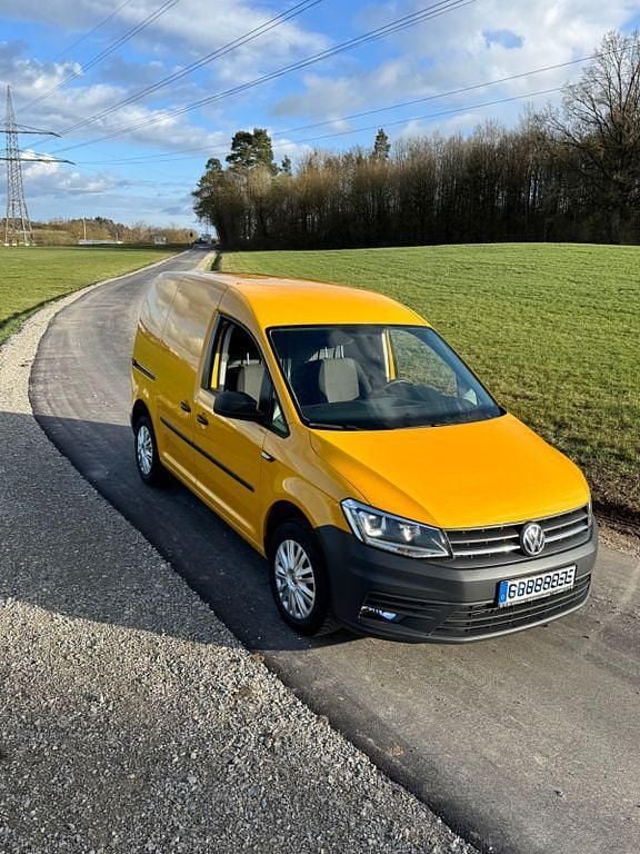 Gebraucht VW T6.1 102 PS (75 kW) 2020 Gelb Van