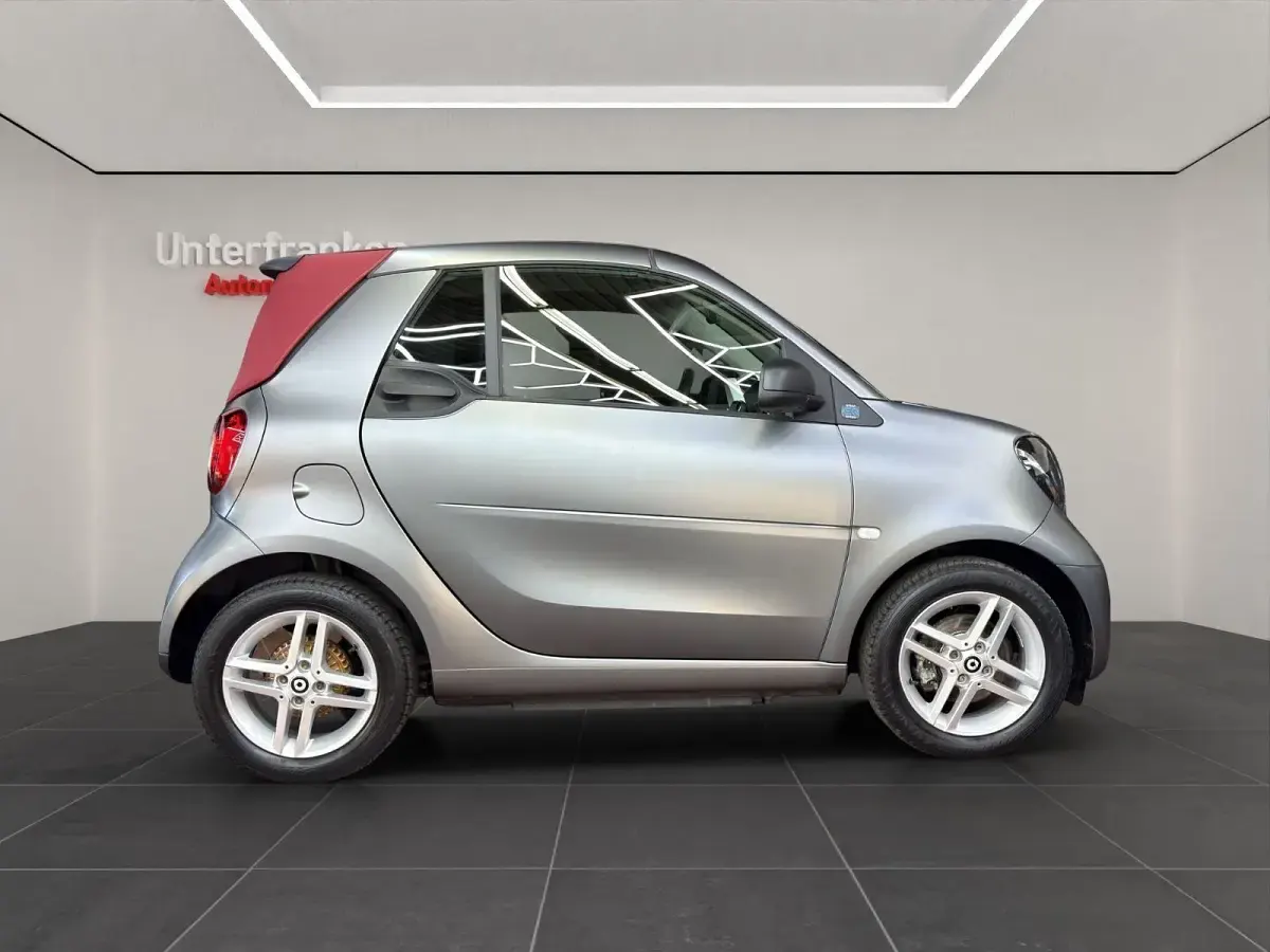 Gebraucht Smart ForTwo Electric Drive 60 kW (82 PS) 2020 Grau Cabrio