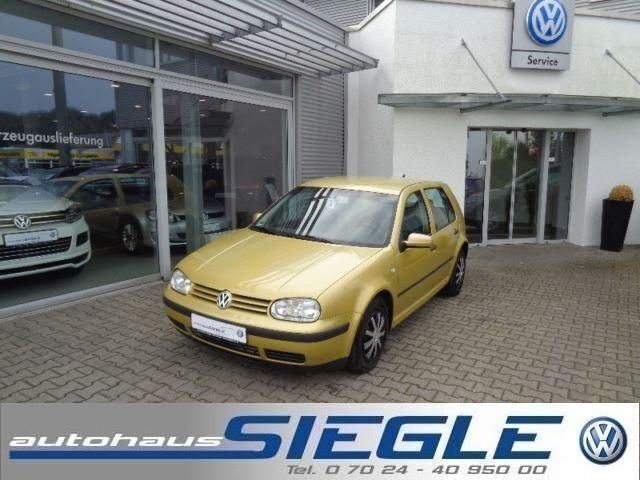 Gelb metallic Gebraucht 2000 VW Golf IV Edition Limousine | 1.989 € (Etwas zu teuer) - Bild 1/4