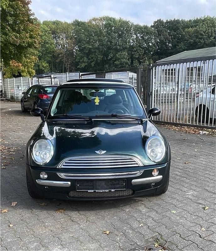 Grün Gebraucht 2002 Mini Cooper Kleinwagen | 2.499 € (Fairer Preis) - Bild 1/4