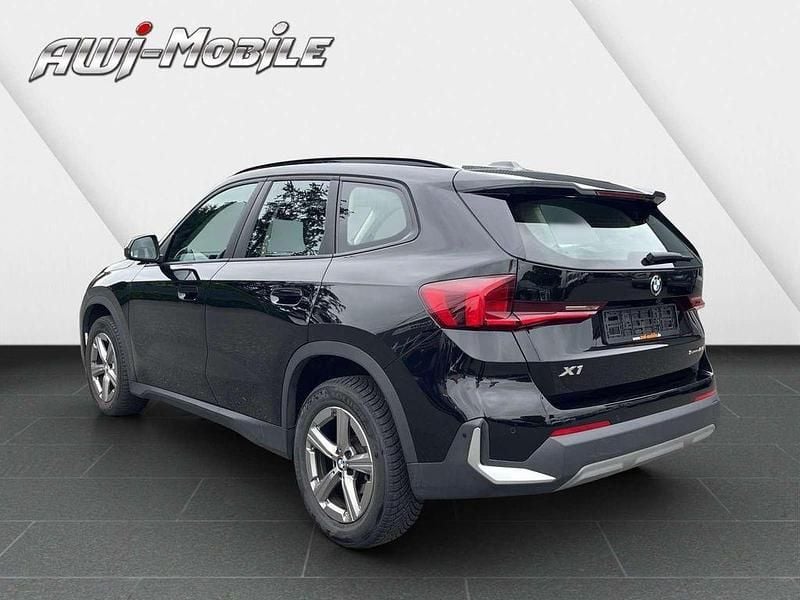 Gebraucht BMW X1 136 PS (100 kW) 2024 Schwarz ii SUV