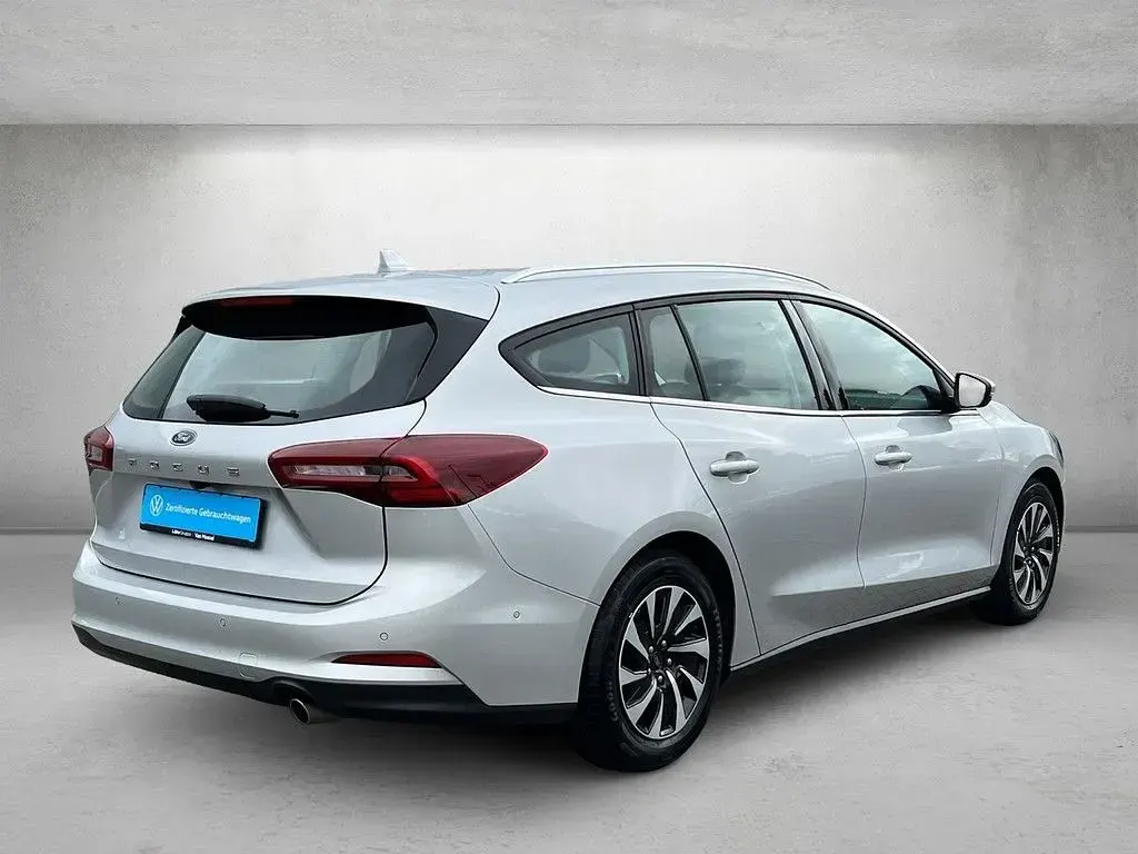 Gebraucht Ford Focus Titanium 116 PS (85 kW) 2024 Silber Limousine