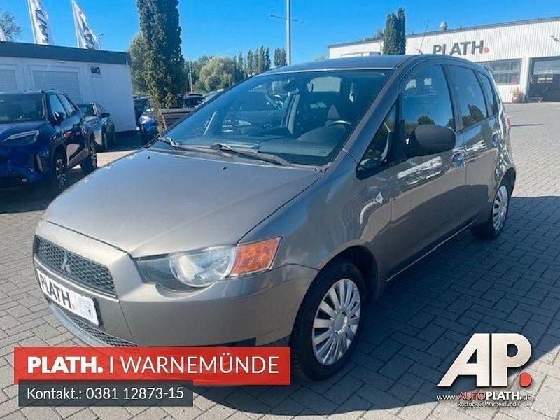 Gebraucht Mitsubishi Colt Intense 95 PS (69 kW) 2012 Grau Kleinwagen