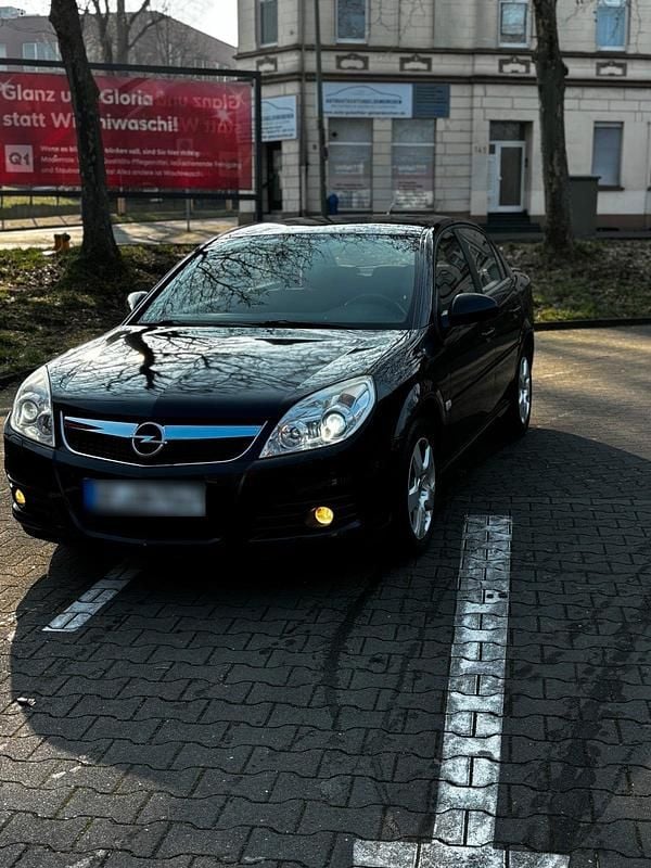Second-hand Opel Vectra 122 CP (89 kW) 2005 Negru Break