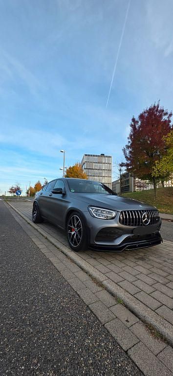 Grau Gebraucht 2021 Mercedes GLC43 AMG AMG SUV | 49.999 € (Teuer) - Bild 1/4
