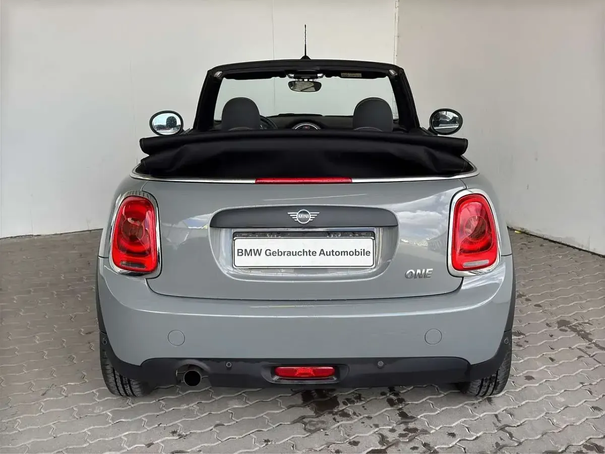 Gebraucht Mini One Cabriolet Salt 102 PS (75 kW) 2018 Moonwalk grey met. Cabrio