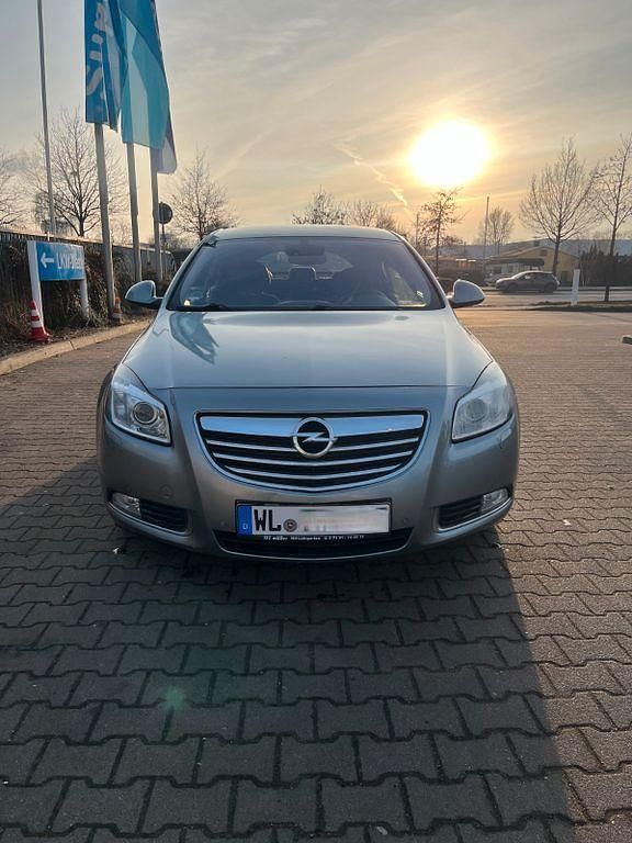 Gebraucht Opel Insignia Sport 160 PS (117 kW) 2010 Grau Limousine