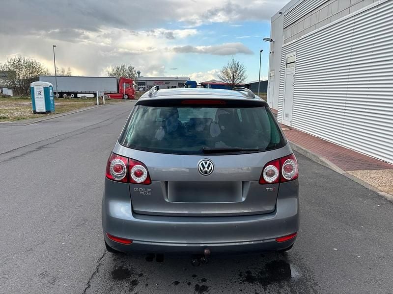 Gebraucht VW Golf VI 122 PS (89 kW) 2010 Grau Kleinwagen