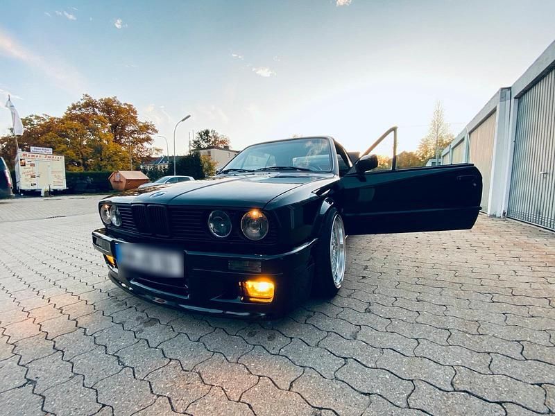 Gebraucht BMW 325 Cabriolet 170 PS (125 kW) 1987 Schwarz Cabrio