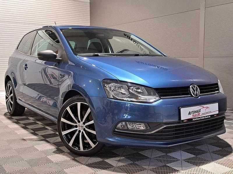 Gebraucht VW Polo LOUNGE 110 PS (80 kW) 2015 Blau Limousine