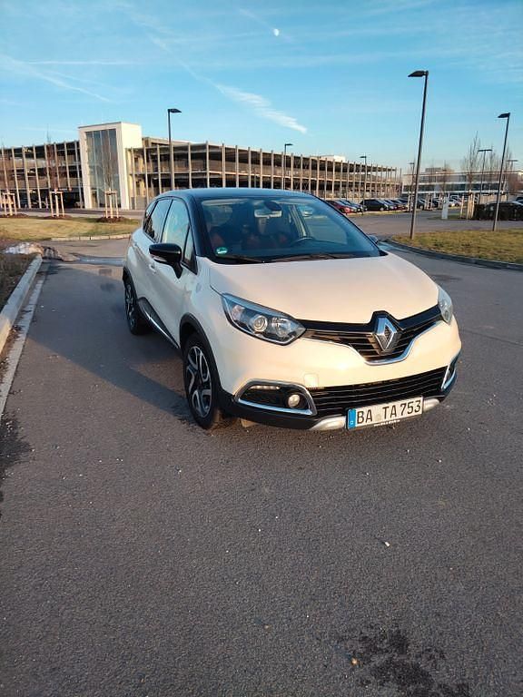 Weiß Gebraucht 2015 Renault Captur Luxe SUV | 10.300 € (Fairer Preis) - Bild 1/4