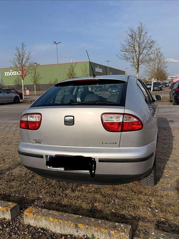 Gebraucht Seat Leon 105 PS (77 kW) 2001 Silber Limousine