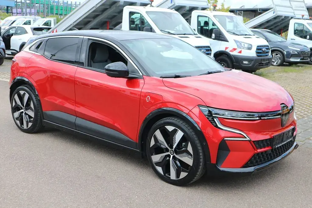 Occasion Renault Megane E-Tech Techno 160 kW (218 ch) 2023 Rouge Berline
