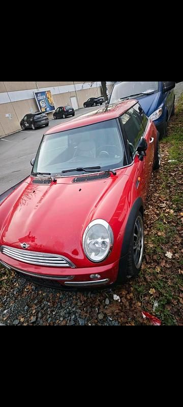 Rot Gebraucht 2002 Mini ONE Kleinwagen | 2.500 € (Teuer) - Bild 1/4