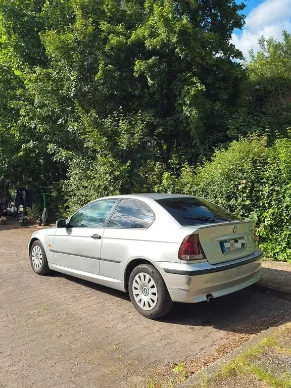 Gebraucht BMW 316 Compact 116 PS (85 kW) 2004 Silber Kleinwagen