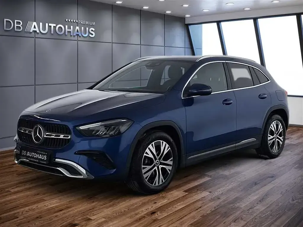 Gebraucht Mercedes GLA180 Advanced 136 PS (100 kW) 2023 SUV