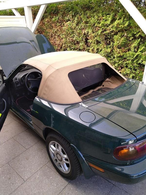 Second-hand Mazda MX5 90 CP (66 kW) 1995 Verde Cabrio