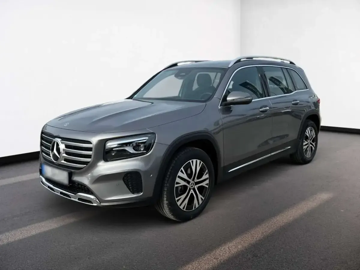 Gebraucht Mercedes GLB200 Progressive 150 PS (110 kW) 2026 Metalliclack mountaingrau SUV
