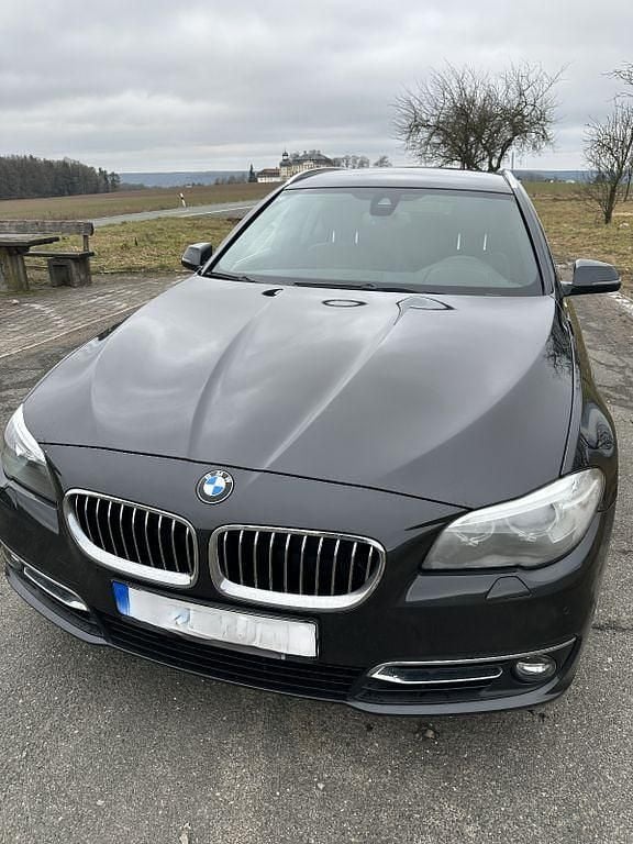 Gebraucht BMW 530 Luxury Line 258 PS (189 kW) 2016 Grau Kombi
