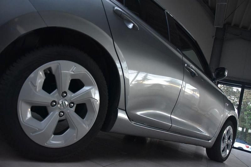 Gebraucht Suzuki Swift Comfort 83 PS (61 kW) 2025 Silber Kleinwagen