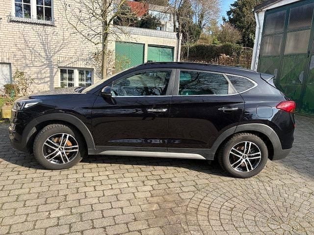 Gebraucht Hyundai Tucson Premium 177 PS (130 kW) 2019 Schwarz SUV