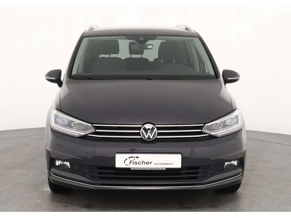Gebraucht VW Touran Move 150 PS (110 kW) 2024 Grau Van / Kleinbus