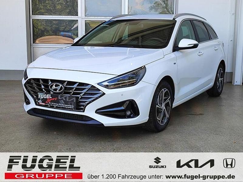 Polar white / sol Gebraucht 2022 Hyundai i30 Kombi | 18.469 € (Fairer Preis) - Bild 1/4