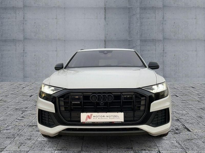 Gebraucht Audi Q8 S-Line 286 PS (210 kW) 2022 Gletscherweiß metallic SUV