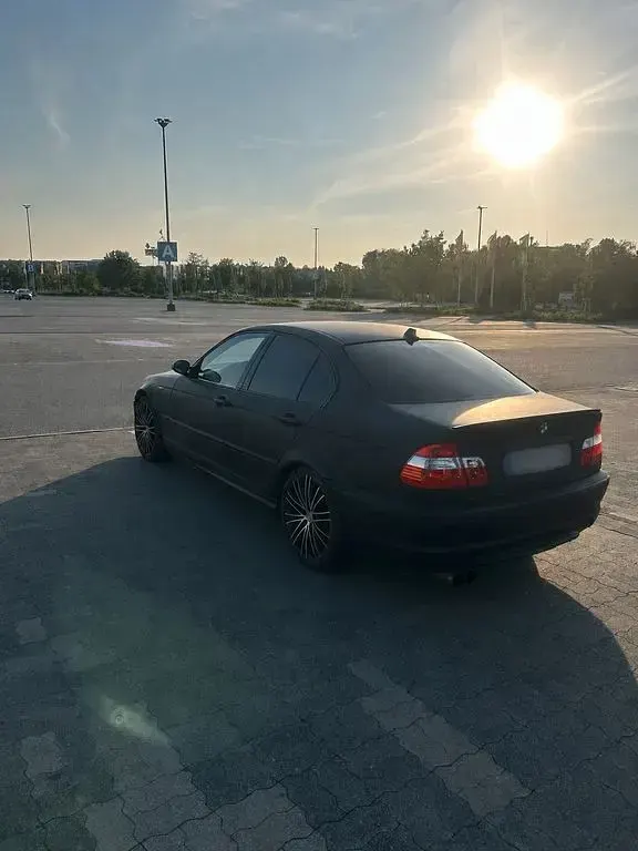 Gebraucht BMW 318 Sport Line 143 PS (105 kW) 2003 Schwarz Limousine