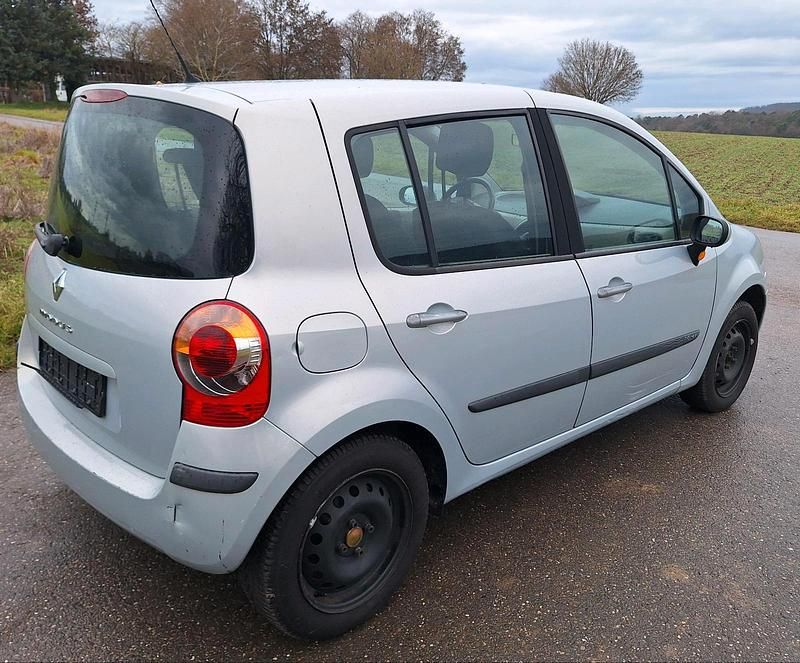 Gebraucht Renault Modus 88 PS (64 kW) 2005 Grau Van / Kleinbus