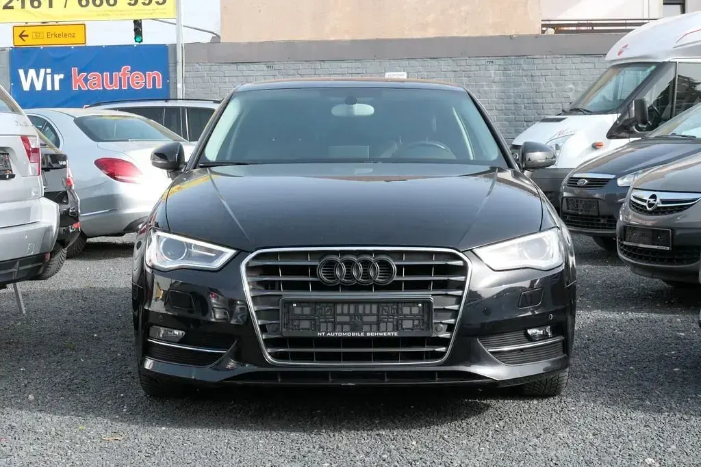 Używany Audi A3 Ambition 122 KM (89 kW) 2013 Czarny Coupe