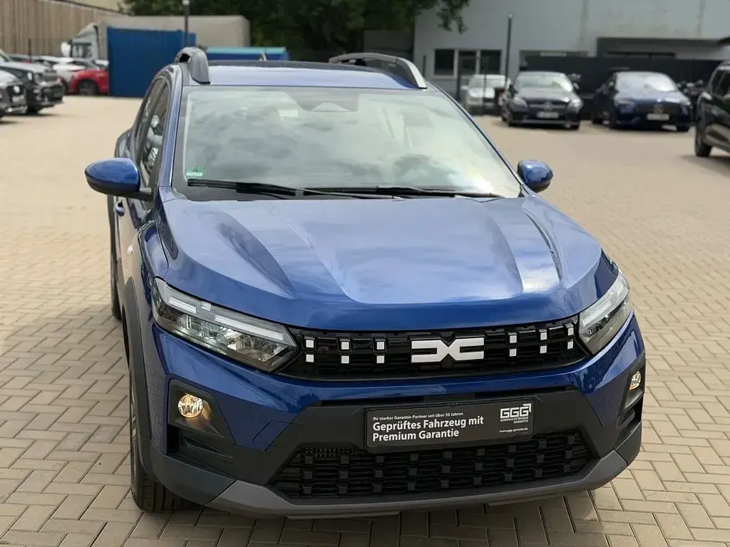 Gebraucht Dacia Sandero Expression 110 PS (80 kW) 2026 Blau SUV