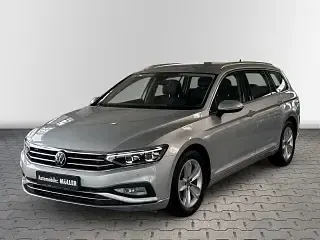 Gebraucht VW Passat Elegance 150 PS (110 kW) 2023 Silber Kombi