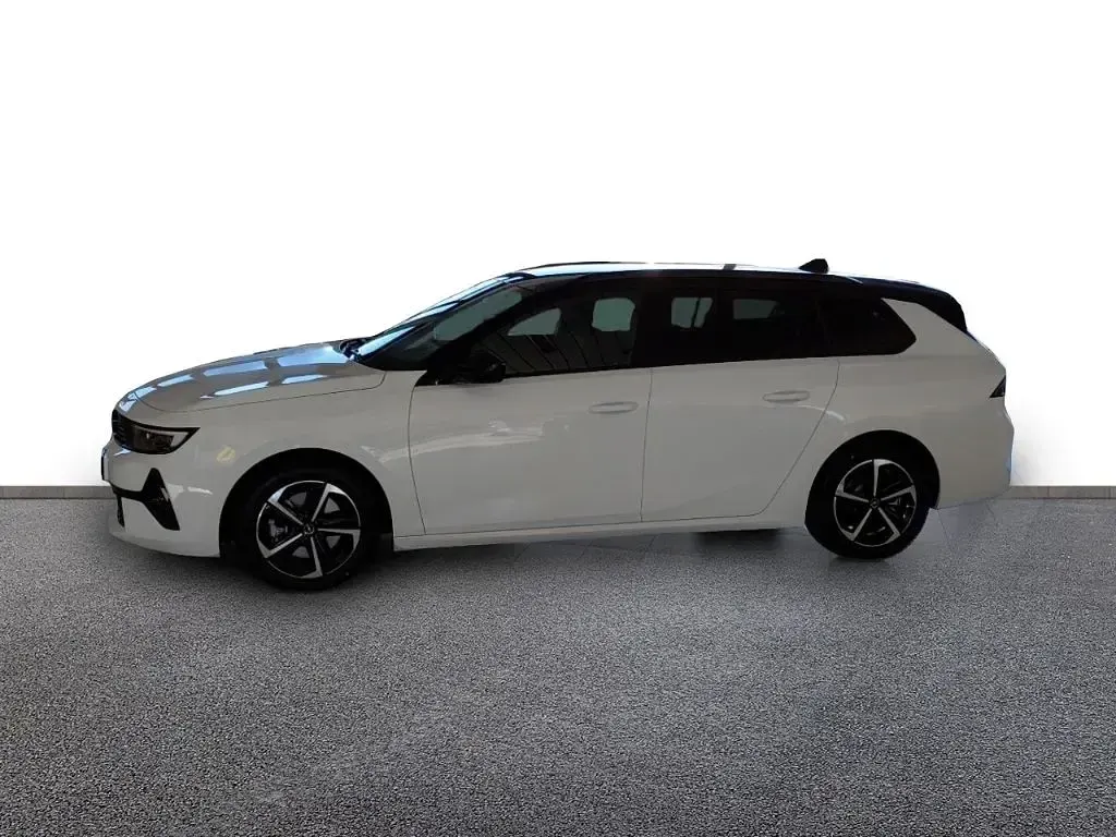 Używany Opel Astra 145 KM (106 kW) 2026 Biały Kombi