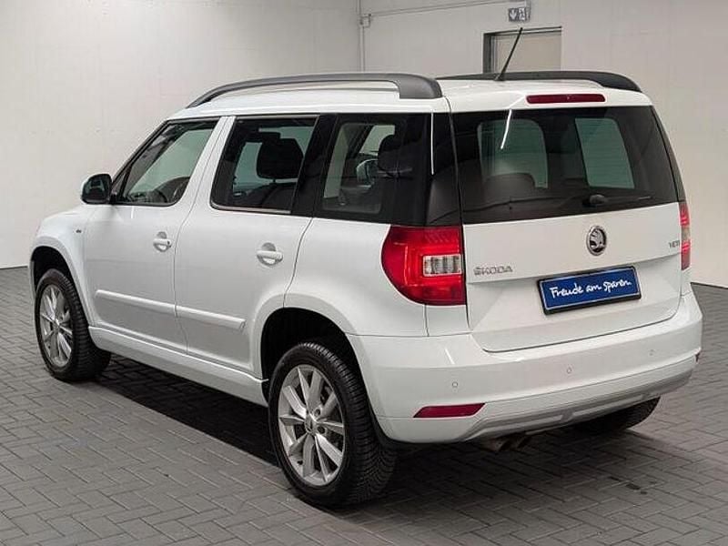 Gebraucht Skoda Yeti Joy 125 PS (91 kW) 2016 Weiß SUV