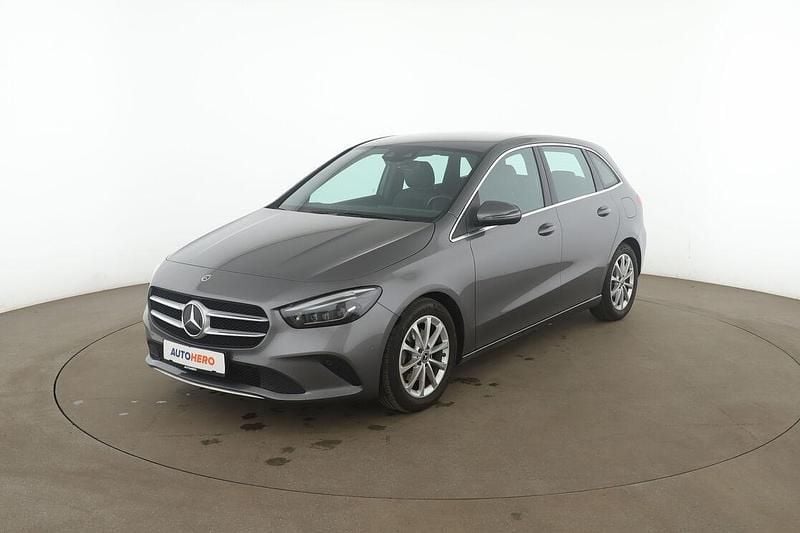 Gebraucht Mercedes B200 Progressive 163 PS (119 kW) 2021 Van / Kleinbus