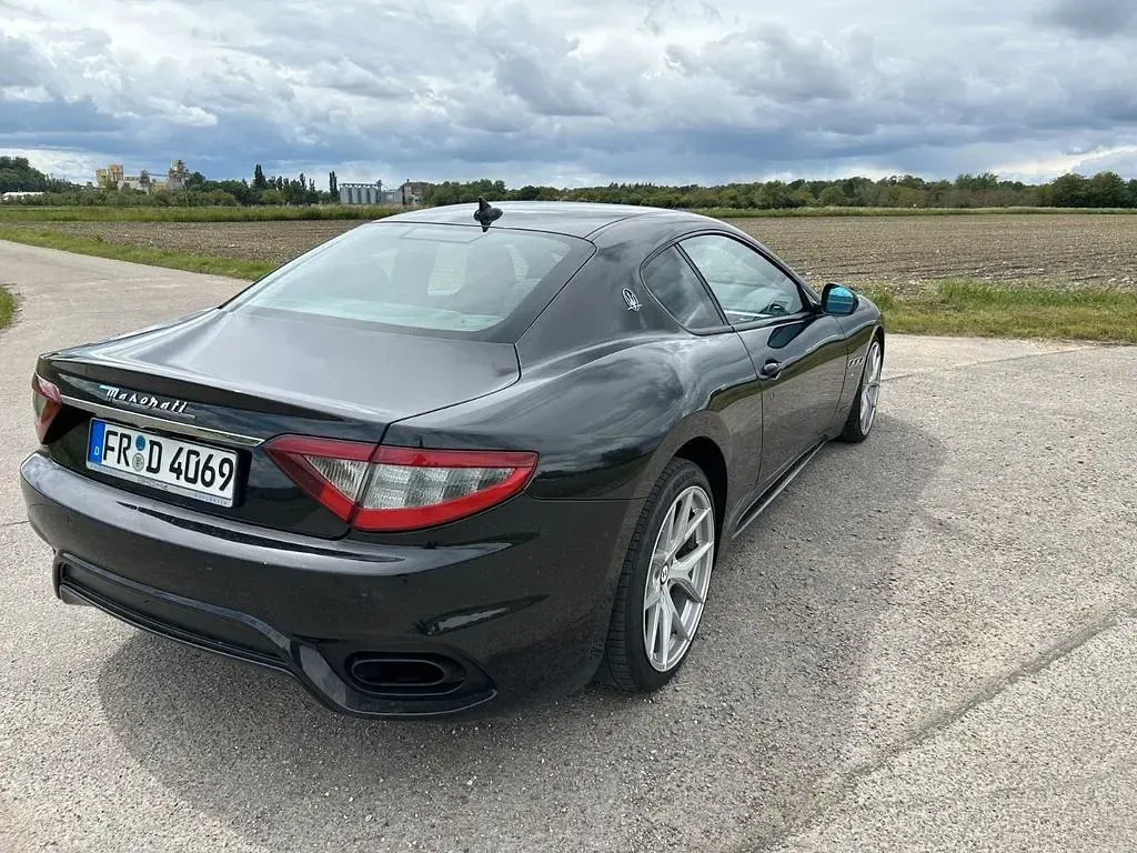 Gebraucht Maserati Granturismo 460 PS (338 kW) 2017 Schwarz Coupé