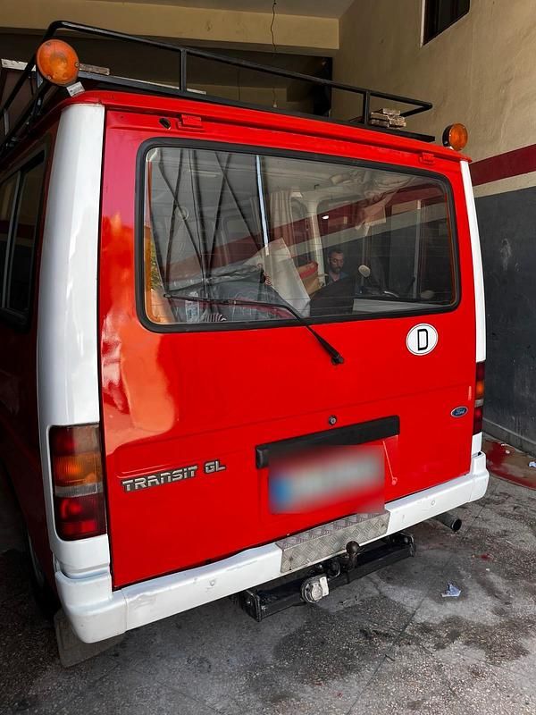 Usata Ford Transit 52 CV (38 kW) 1989 Rosso Monovolume
