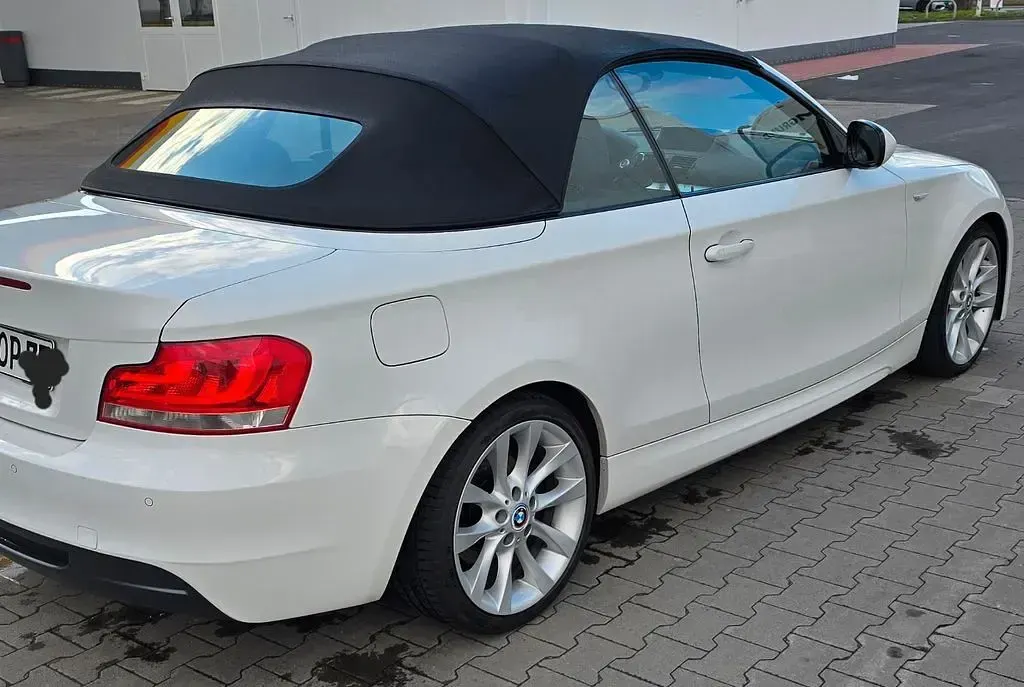 Gebraucht BMW 120 Cabriolet M Sport 177 PS (130 kW) 2011 Weiß Cabrio